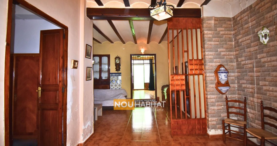CASA DE PUEBLO-Montserrat