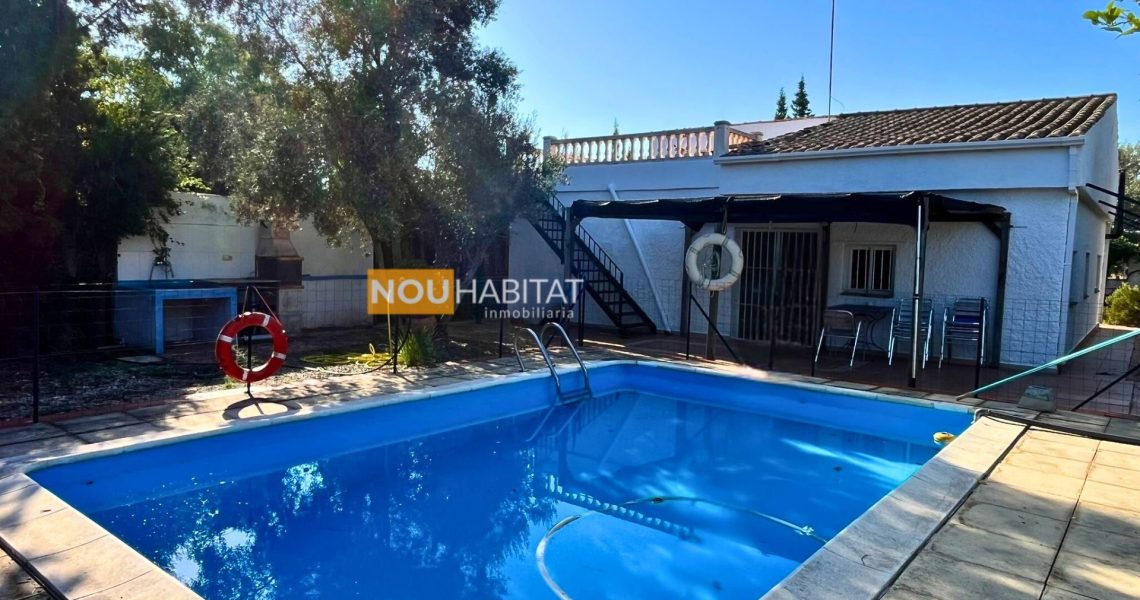 CHALET-Montroi