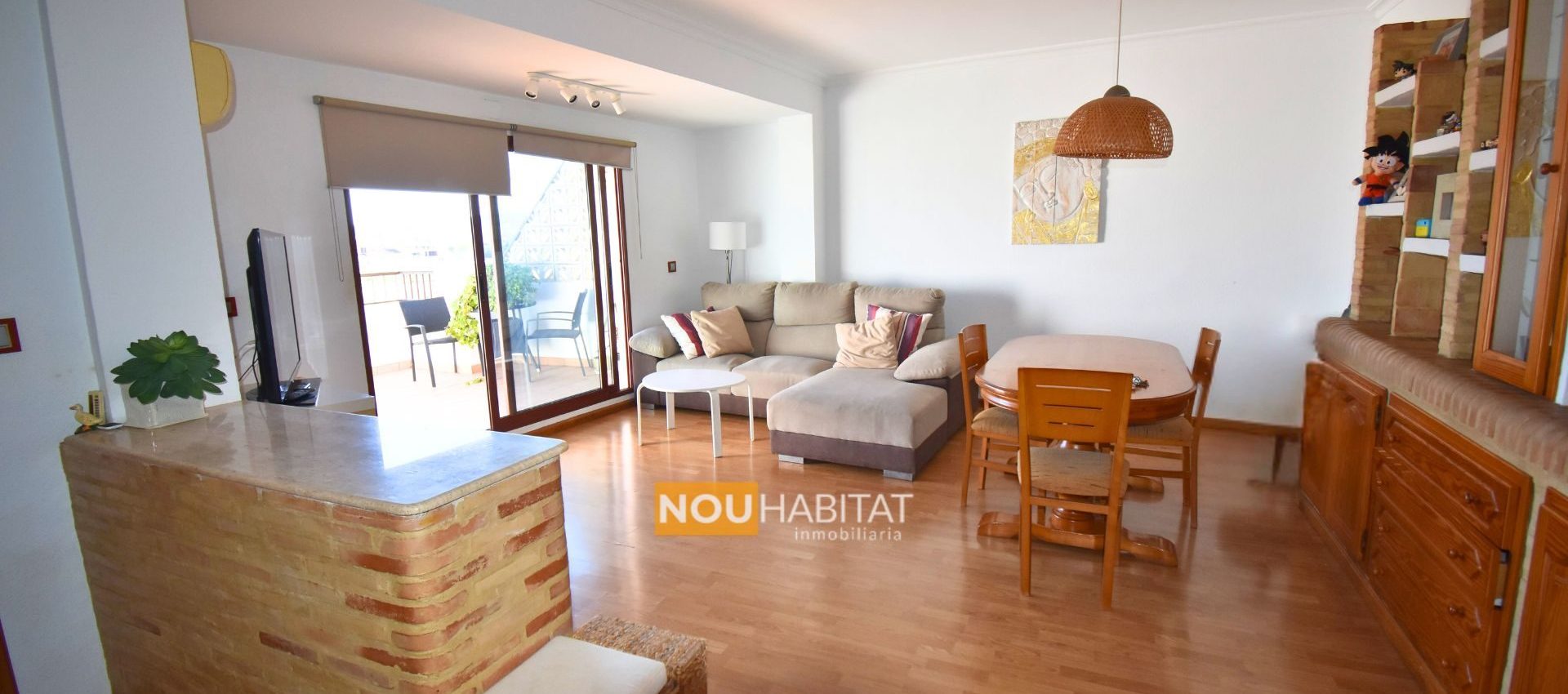 PISO-ÁTICO Y P.BAJA-GARAJE-Montroi