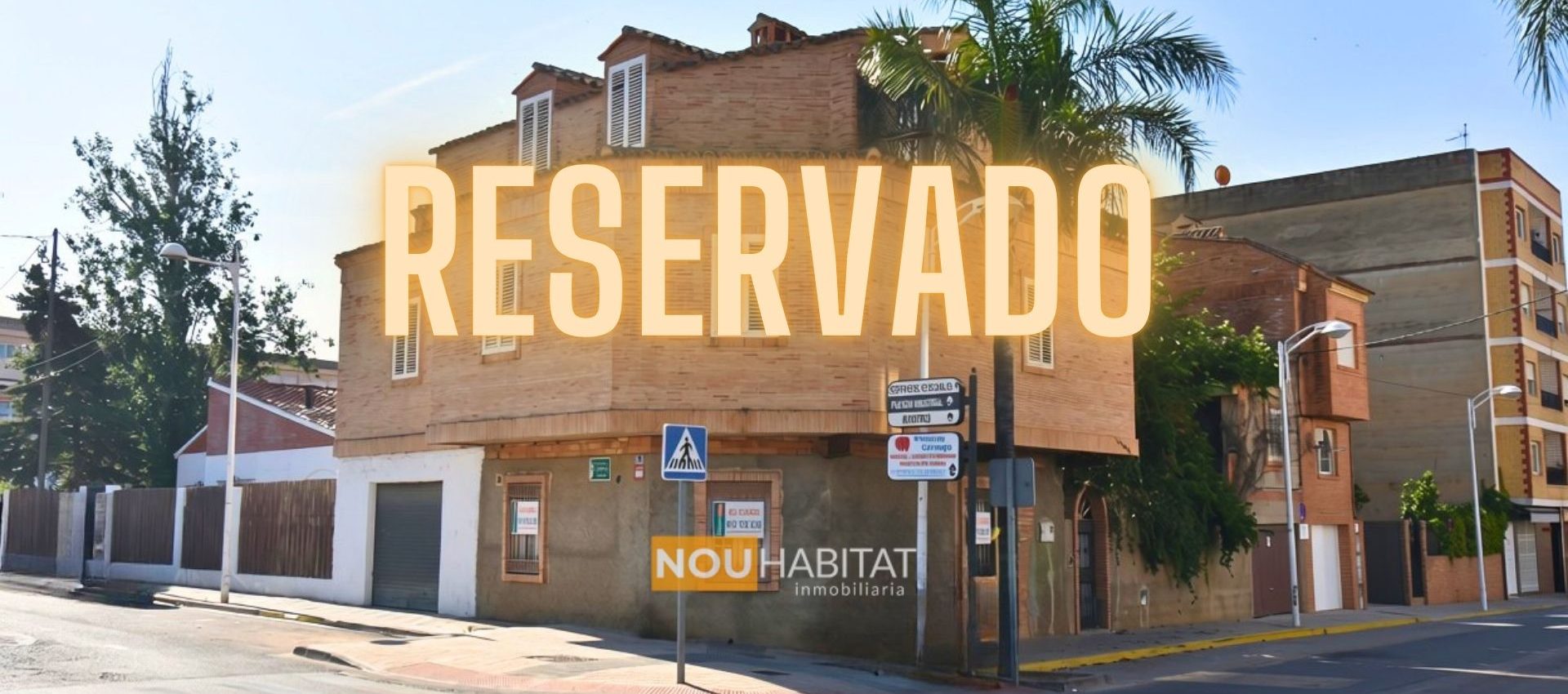 CASA DE PUEBLO-Montserrat