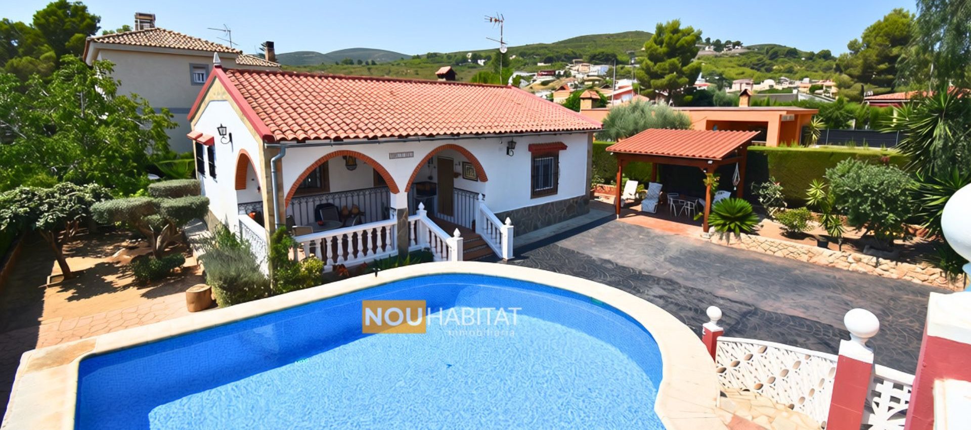 CHALET-Montroi CHALET-Montroi