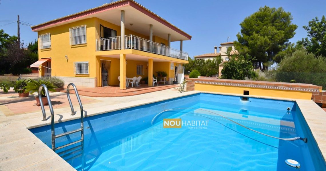 CHALET-Montserrat