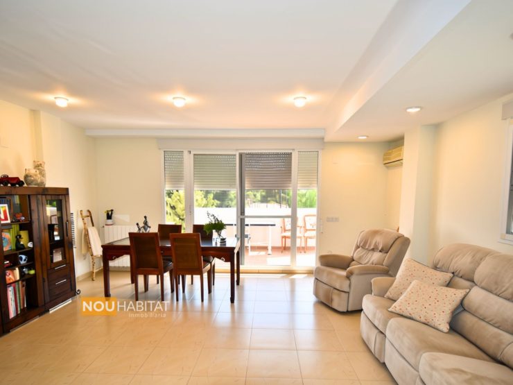 CHALET ADOSADO-Turis